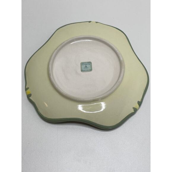 Partylite Strawberry Fields Candle Ceramic Plate EUC Retired Home Decor 6 Inches - Picture 6 of 8